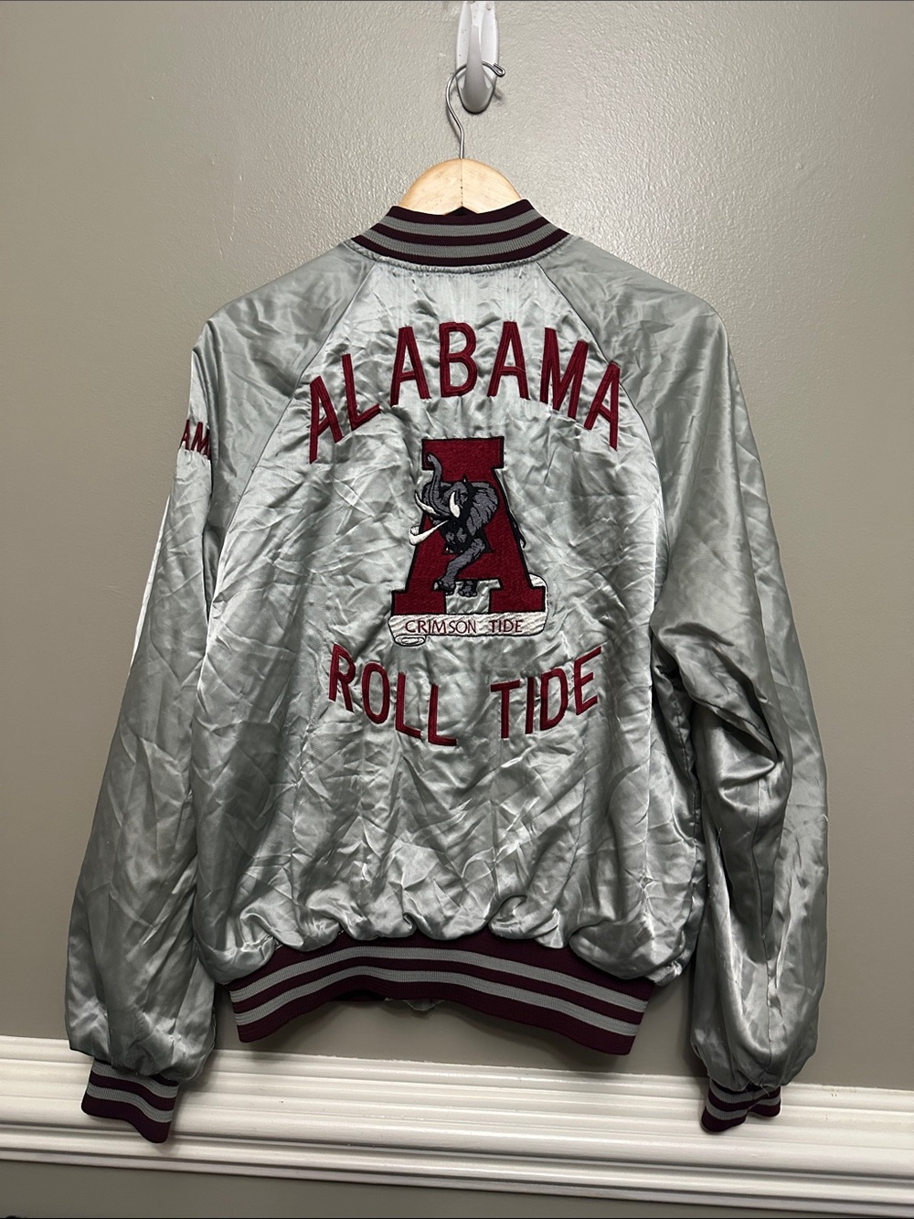 Vintage satin Alabama Crimson Tide college varsity jacket Sz L